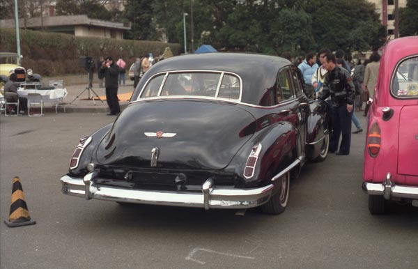 M-BASE エムベース ｜ 街角のクルマたちAtoZ